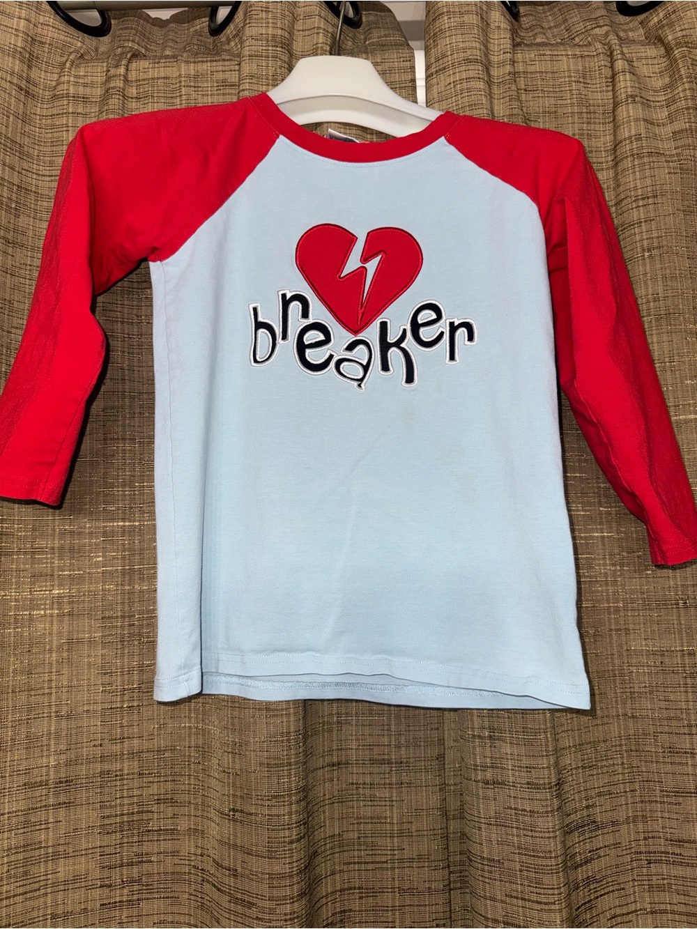 Kids Red & Light Blue Raglan Heart 'Breaker' Graphic Long-Sleeve Tee EUC